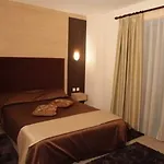 Alexander 3*